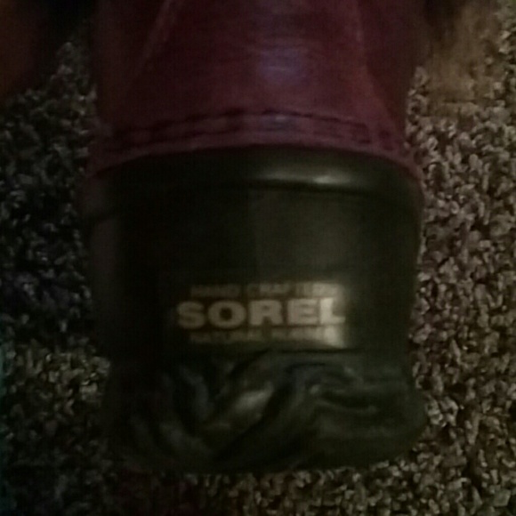 Sorel lux cashmire lined out and about boots - Picture 2 of 4